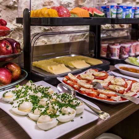 Calliope Apartments Красков Екстериор снимка
