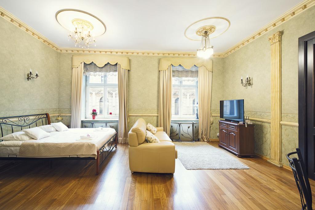 Calliope Apartments Красков Екстериор снимка