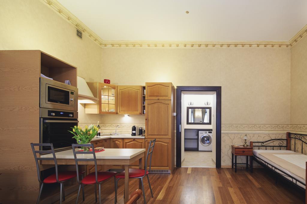 Calliope Apartments Красков Екстериор снимка