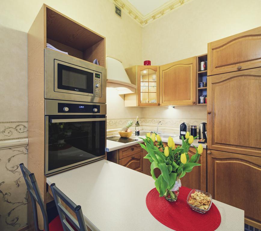 Calliope Apartments Красков Екстериор снимка